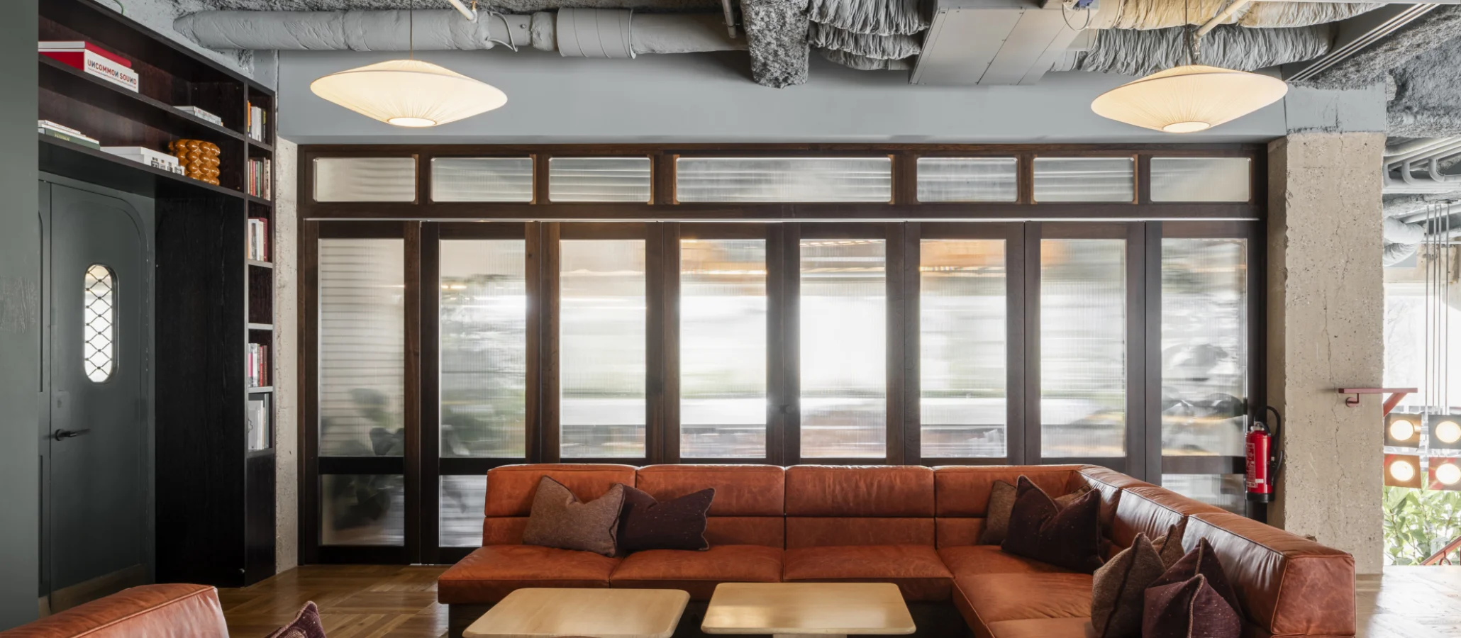 HG V Ictoria Regina 84